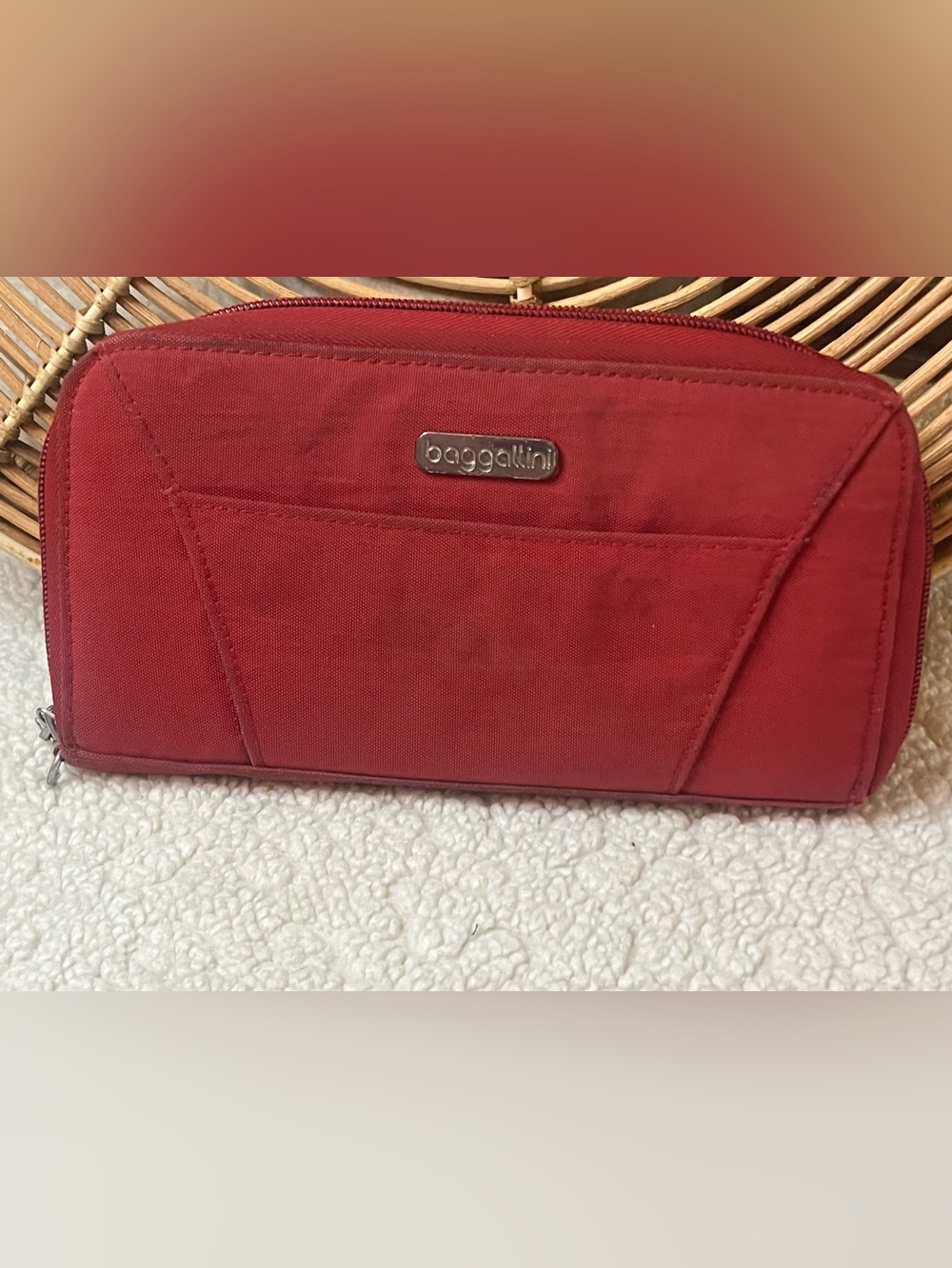 Baggallini RFID Red Nylon Zip Around Travel Wallet Organizer